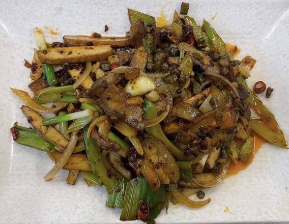 Special Chairman Mao's style chilli pork 湘式炒肉